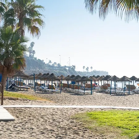 아파트 Lets In The Sun Sea View Calabella