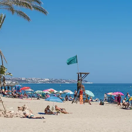 Διαμέρισμα Lets In The Sun Sea View Calabella *